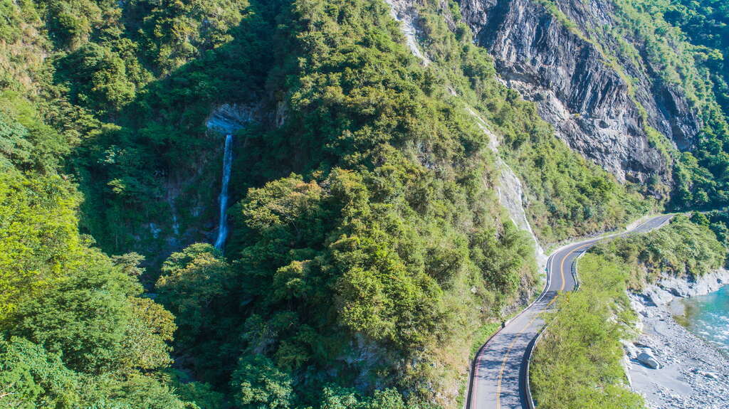 圖  花東美麗景點 -南安瀑布   交通部觀光局花東縱谷國家風景區