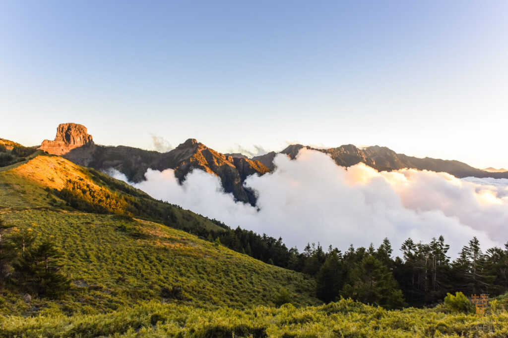 探索自然秘境-台灣壯麗自然景點山景、日出、雲海盡收眼底！