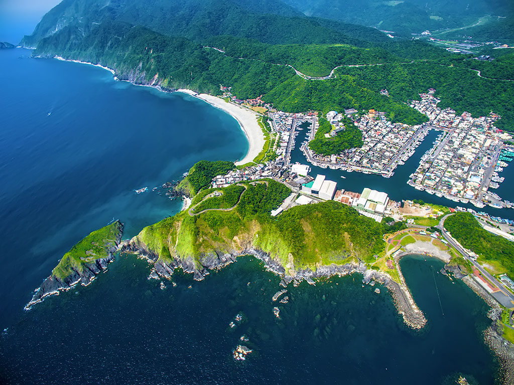 圖 宜蘭美麗景點 -南方澳 翻拍自網路 及 交通部網站