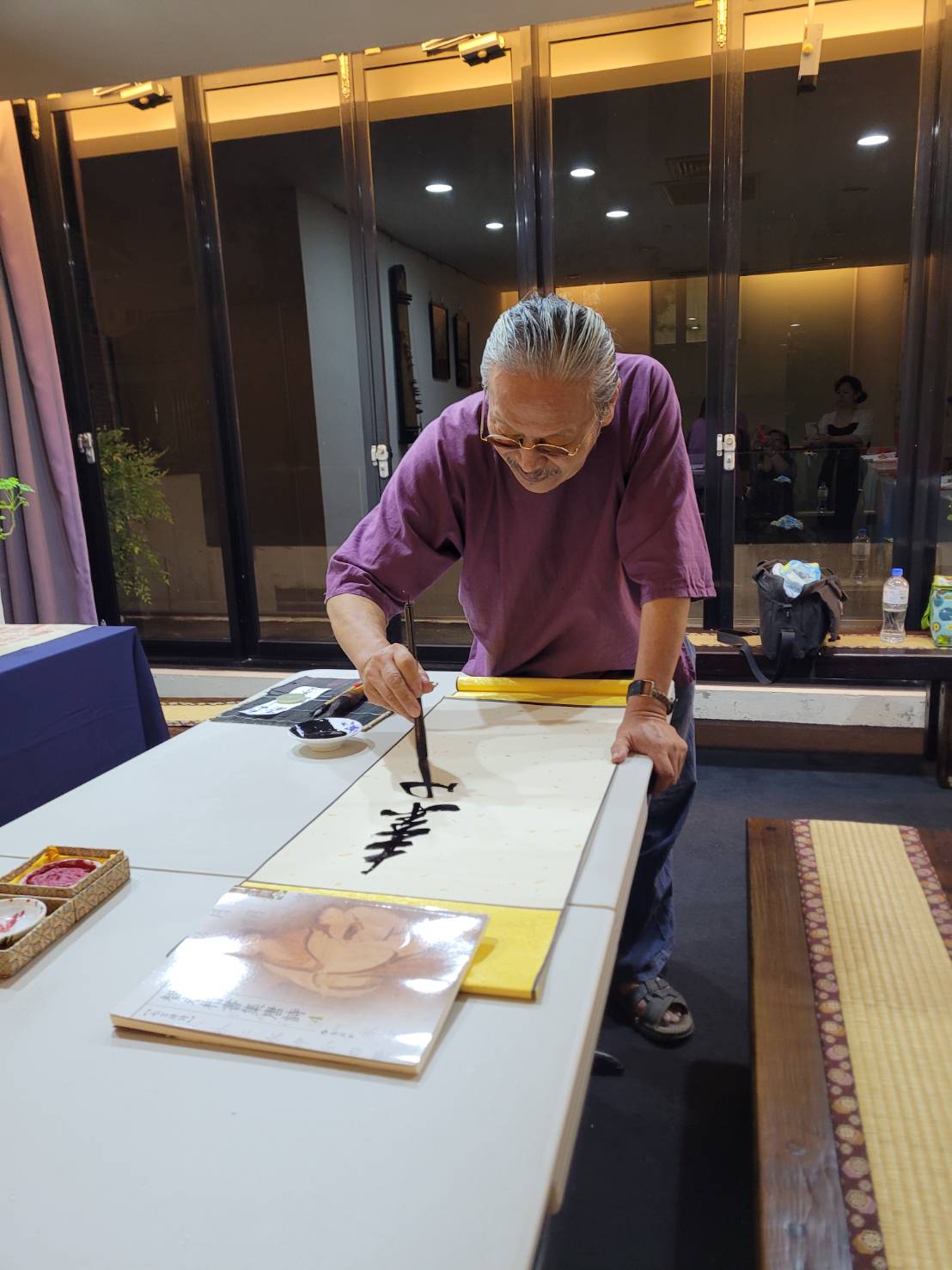圖 李峰老師書法揮毫