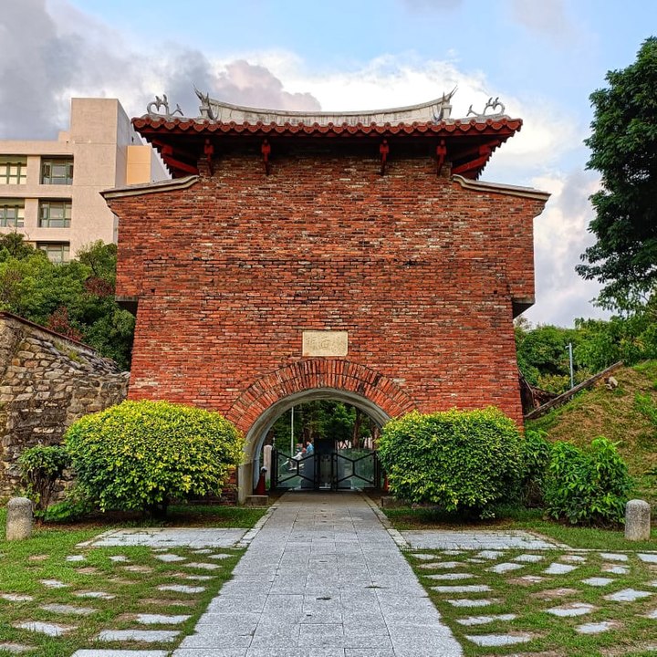 (小西門(靖波門) 圖 維基百科)