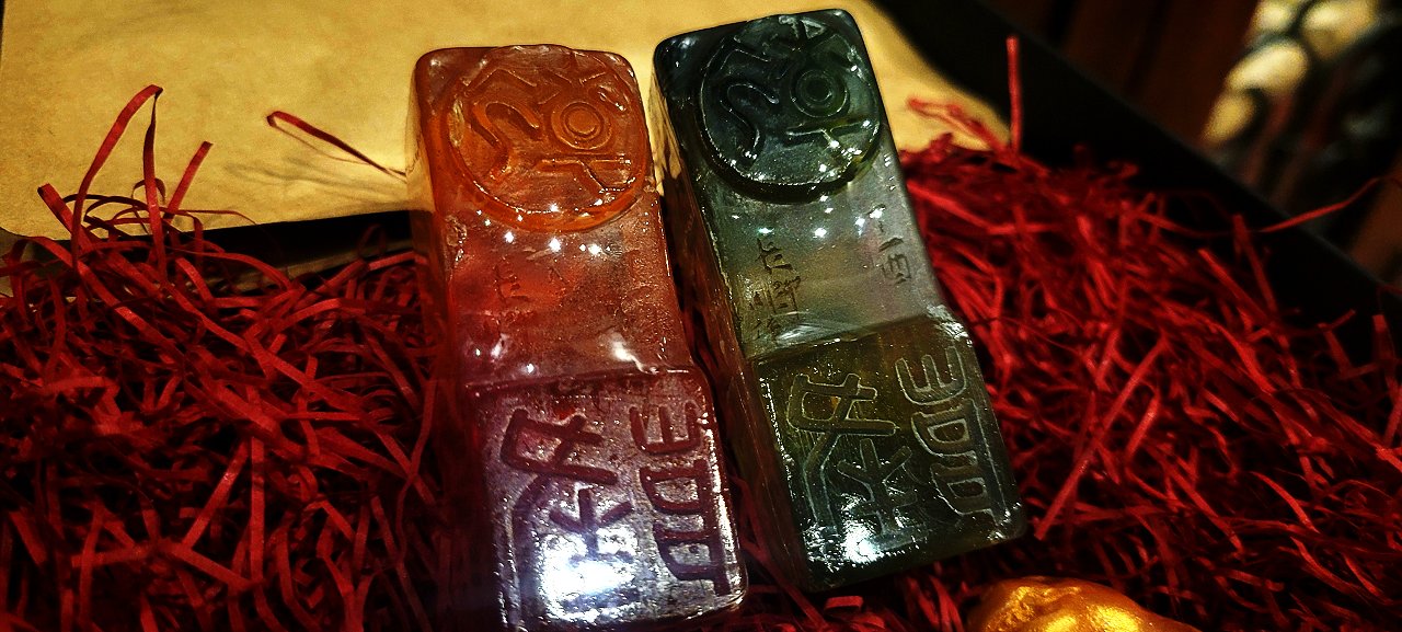 圖 傑師父-謝弘傑 翻膜作品 『乾隆章工藝琉璃皂』九藏文創提供