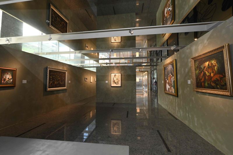 「做工的人：洪瑞麟作品與礦工身影」展覽即日起於文化部藝廊展出