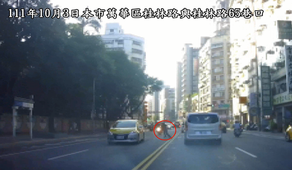 求平安兼顧交安 北市警龍山寺宣導