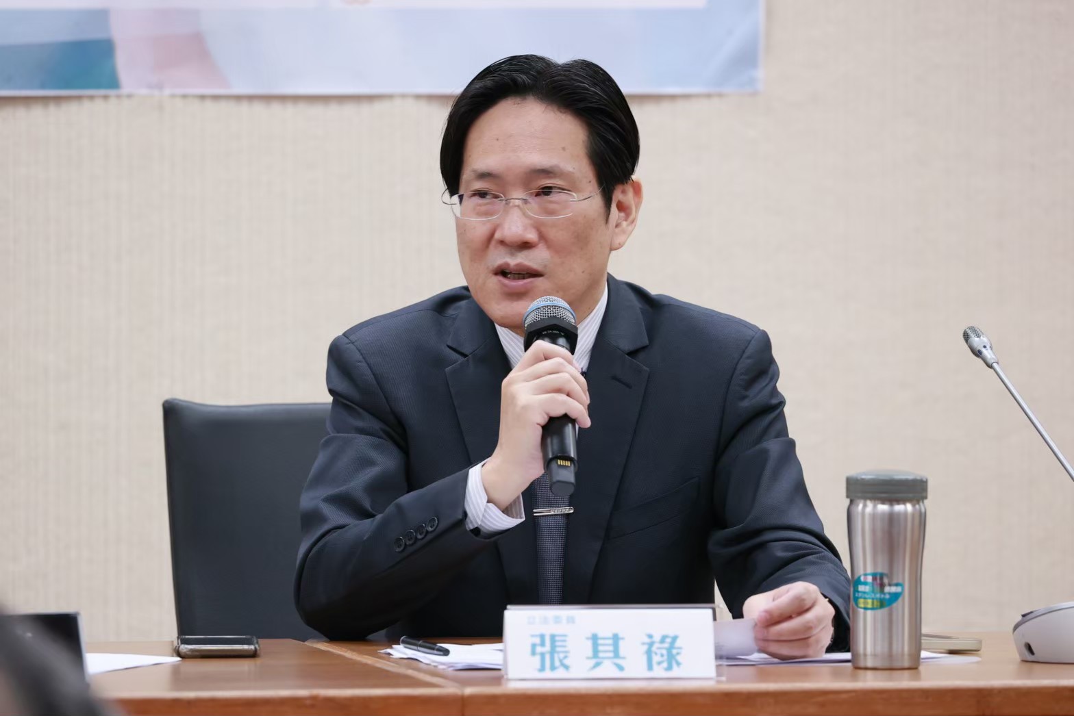 交通、工安、治安敗壞，人民基本生活要求都不能被滿足， 立委張其祿：陳內閣就職百日成績死當。