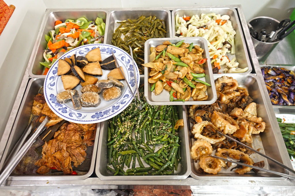 圖 走讀頭城-周邊美食 廟口素食