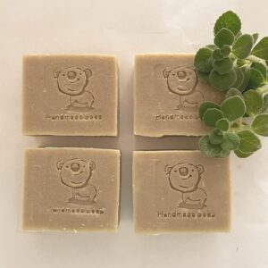 圖/無尾熊手作皂 左手香牛樟純露皂