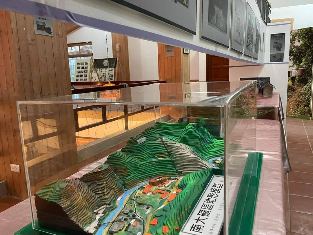 圖 臺北市南港茶葉製造示範場-大坑聚落人文影暨地景復刻展 高燈立拍攝