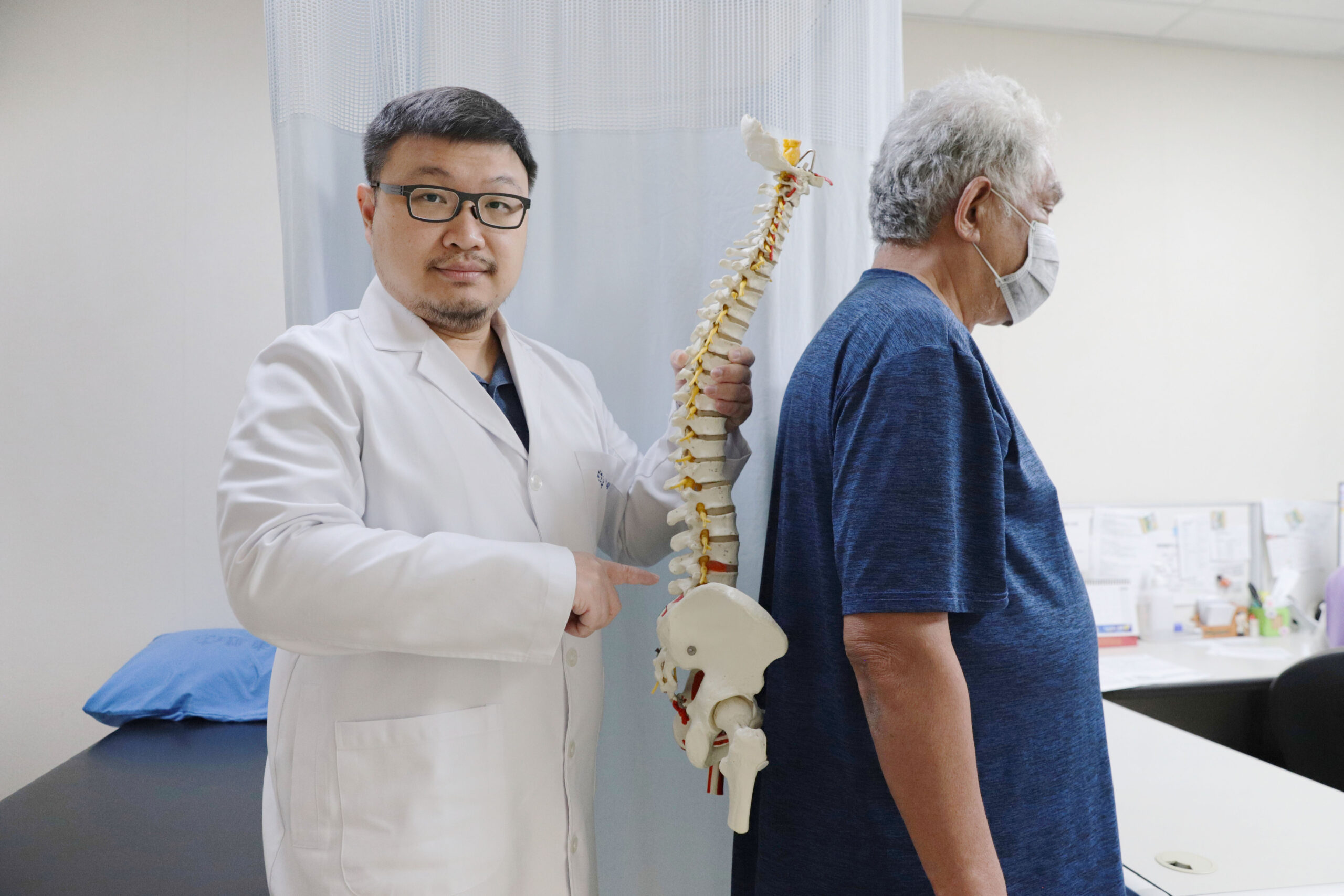 脊椎手術全身癱瘓？專家破解誤解