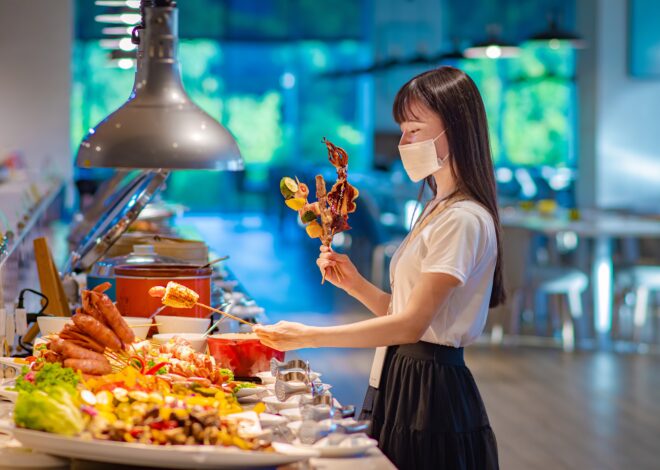 將捷金鬱金香中秋「團圓烤宴」：一邊賞月一邊嗑海鮮，連淡水河都閃耀浪漫倒影！