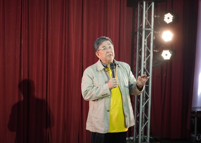 華梵迎新研習營開跑  覺性呼吸混齡藝術饗宴