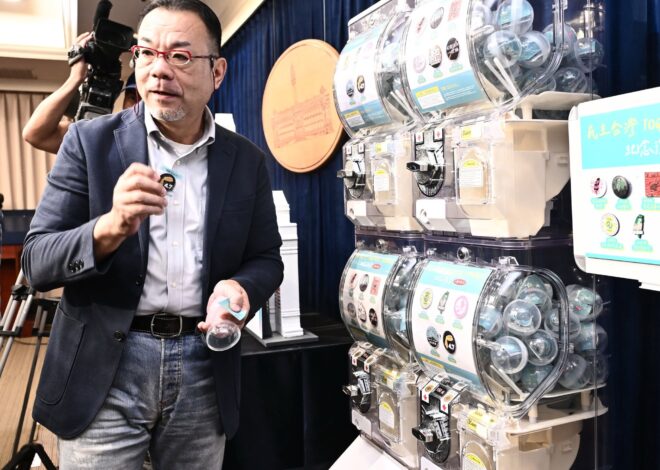 華梵沈昭良作品 登上國慶光雕展